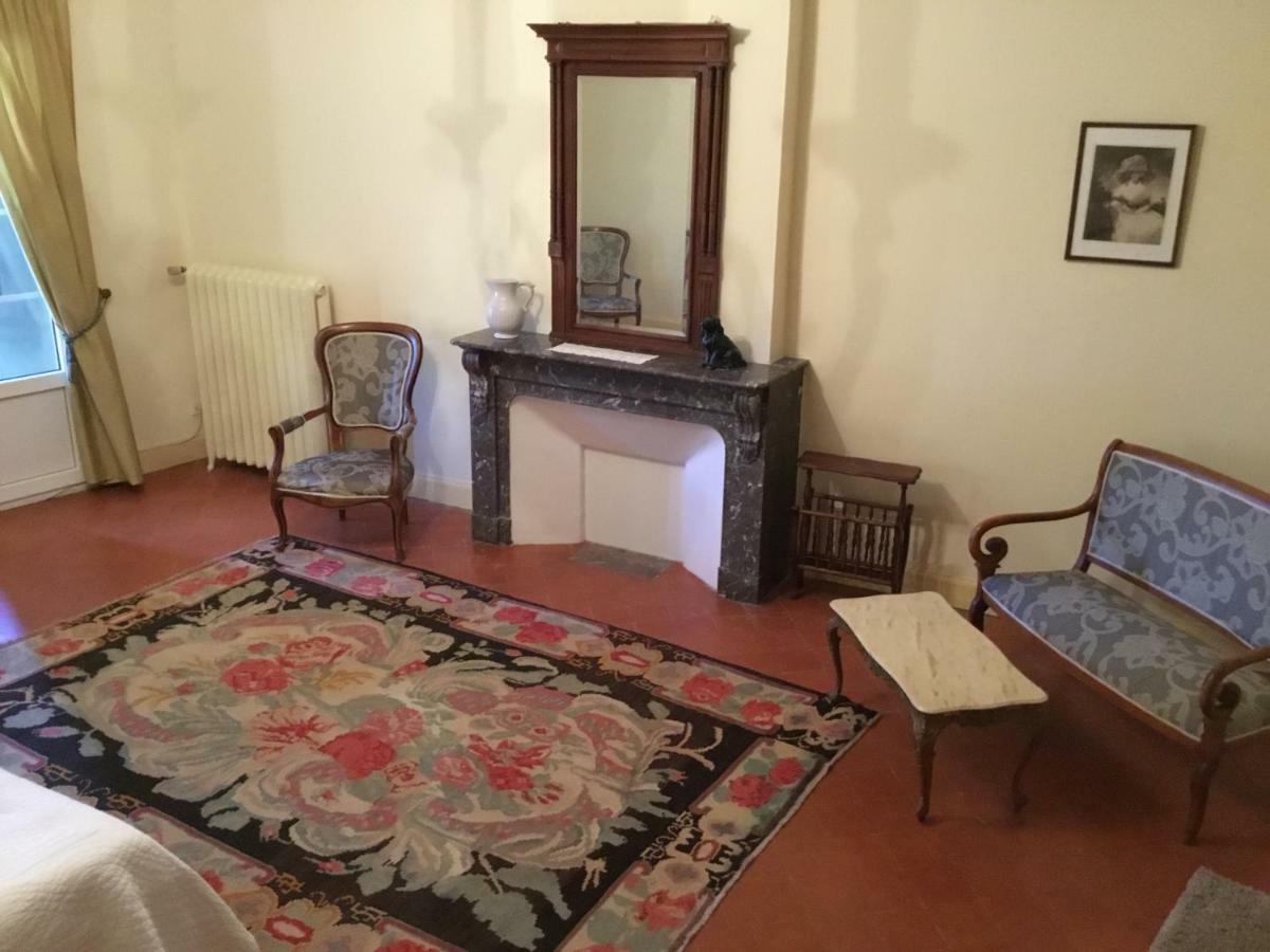 La Maison Quarante Bed & Breakfast Стая снимка