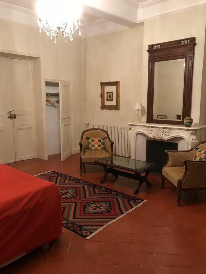 La Maison Quarante Bed & Breakfast Стая снимка