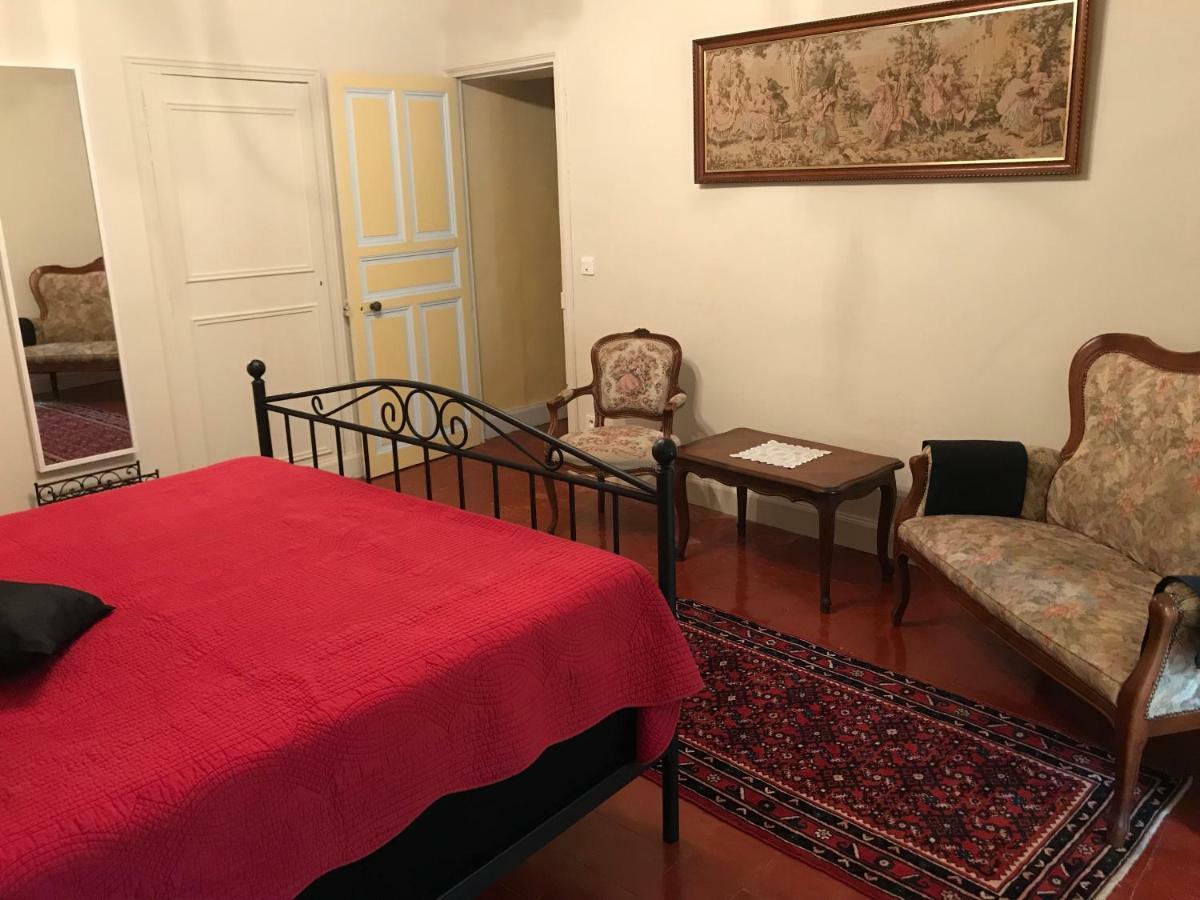 La Maison Quarante Bed & Breakfast Стая снимка
